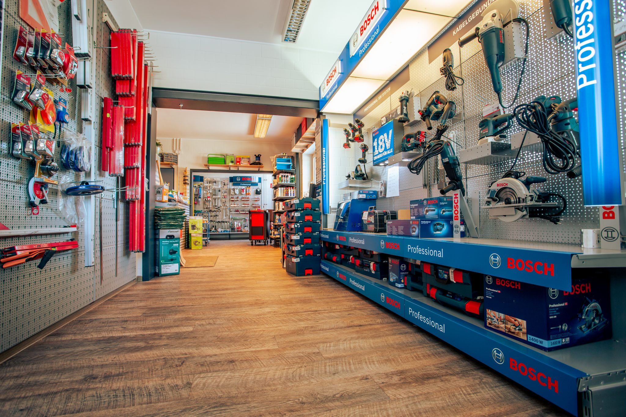 Bolte Betriebsbedarf GmbH  Hülsmeyerstr. 60 49406 Eydelstedt (Niedersachsen) Deutschland Elektrowerkzeuge Arbeitsschutz Verbrauchsmaterial Handwerkzeuge Arbeitskleidung